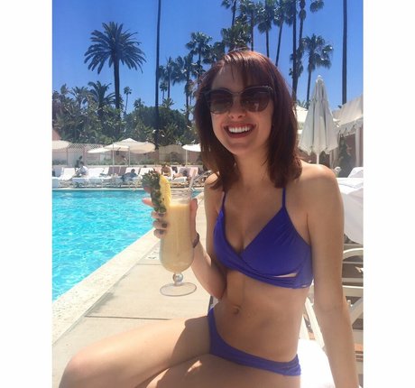 Juliette Goglia star nude gallery