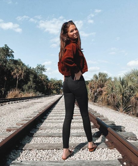 lillyackerman perfect actress image