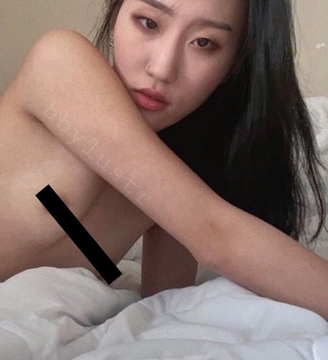 lustrbby star erotic photo