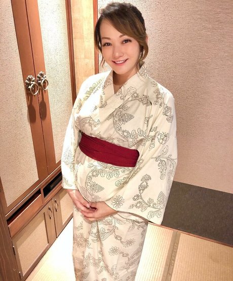 Reina Scully hd pornstar pics