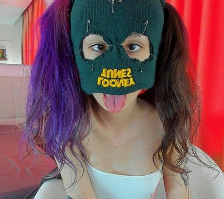 Amy Split star sex archive