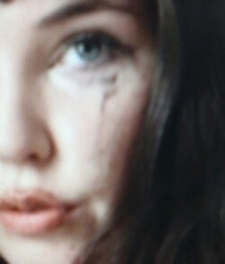 Dinky Demure high quality actress photos