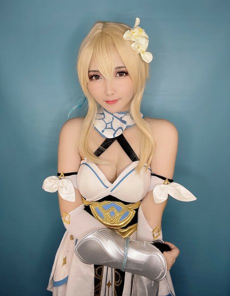 azulacan hd actress img