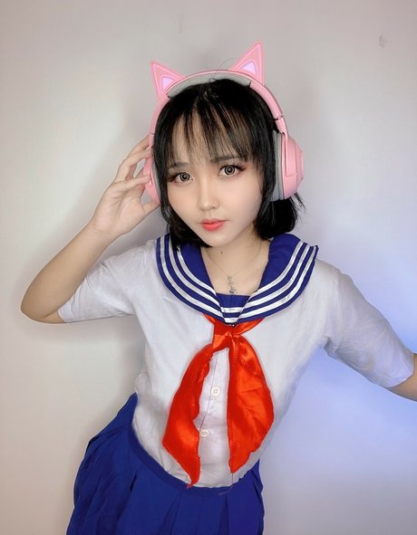 azulacan perfect model galleries