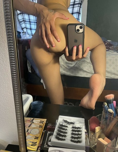 Julibaby47 star pornographic picture