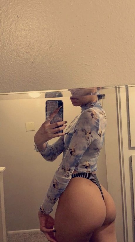 Julibaby47 erotic star photos