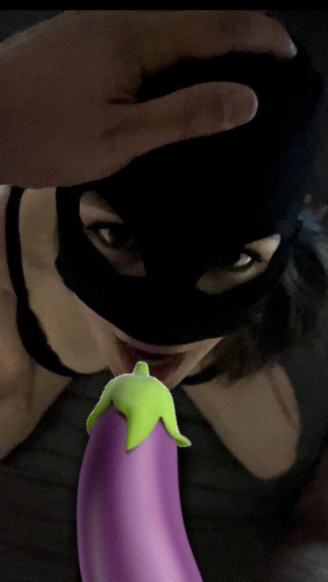 LucieAzarro erotic actress galleries