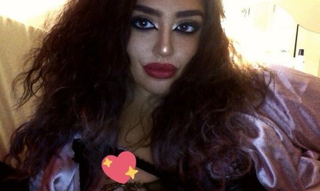 Kiitakat pretty model img