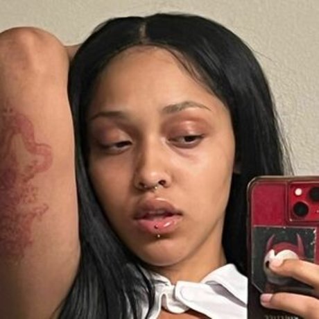 Cupidsaura777 top pornstar image