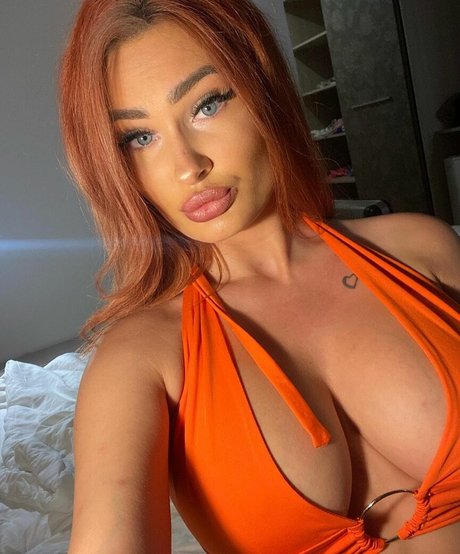 taniaolaru25 adult star pic