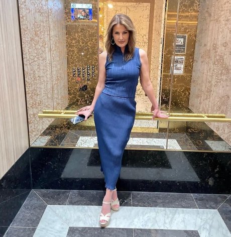 Sheri Nicole star pornographic images