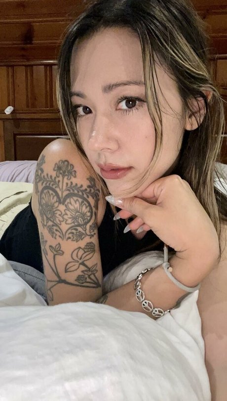 MoreLaceyisanerd pretty actress pics