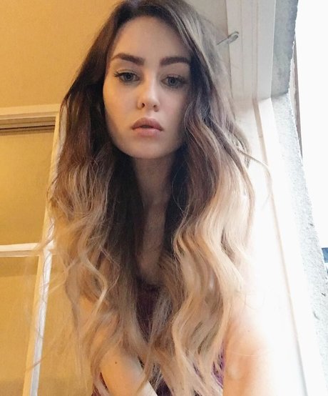 Naniheichou nice pornstar galleries