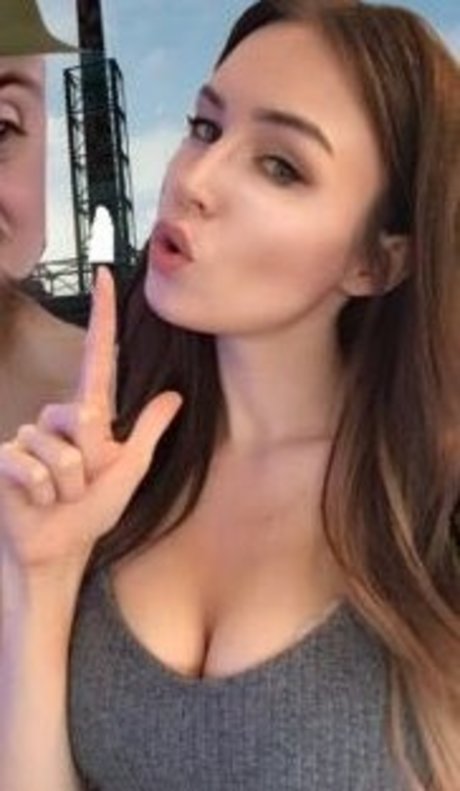 Naniheichou top pornstar photos