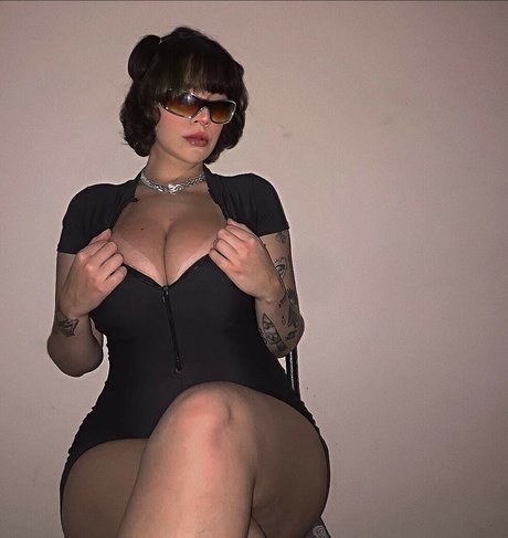 Amy maveriick model pornographic pic