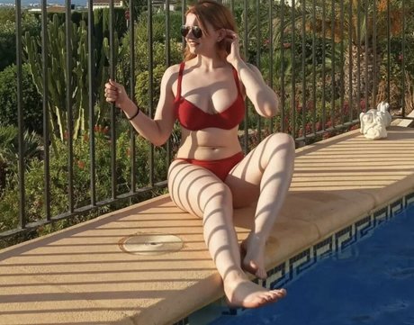 Heavenshiii pornstar naked img