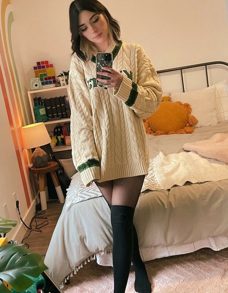 Shubble top actress img