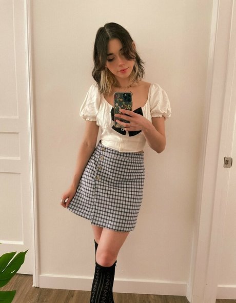 Shubble model adult image