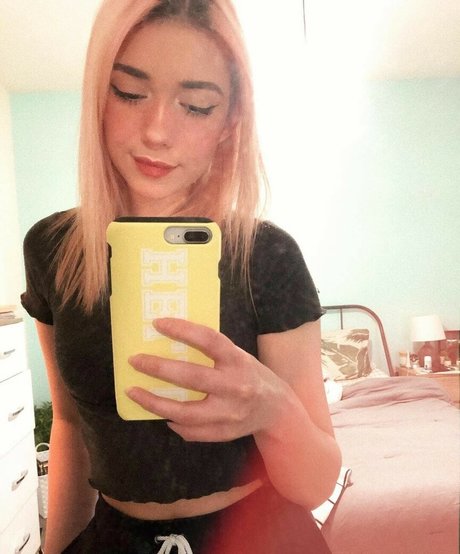 Shubble free actress pics