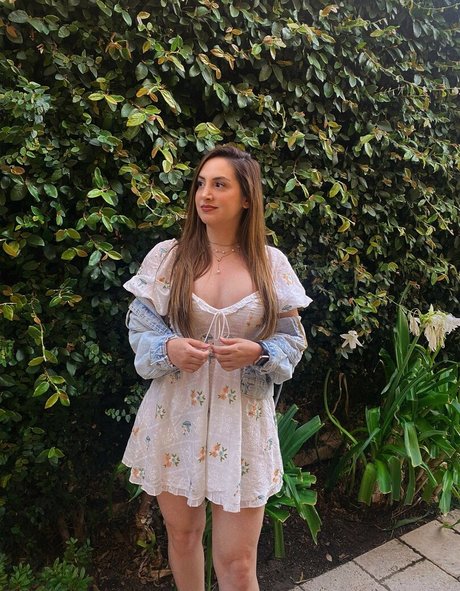 Sloane Skipper Wolf porn actress images