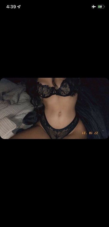 Hailey Gallant exclusive star pictures