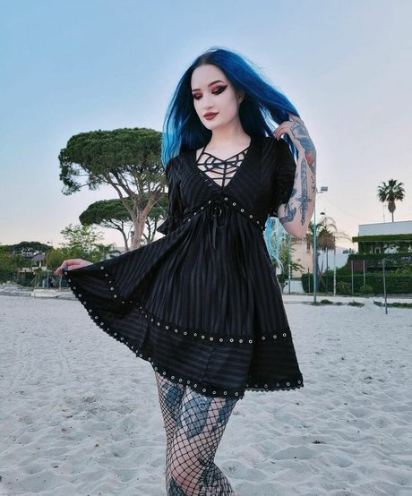 BlueAstrid sex model image