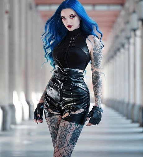 BlueAstrid star top images