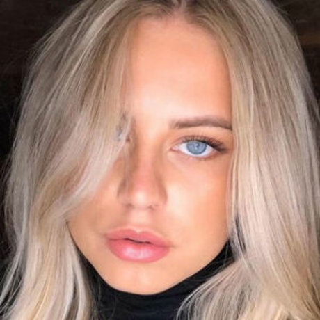 Mikkaa sc art actress pictures