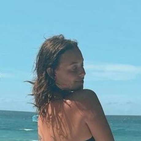 Eden MCK nice star photo