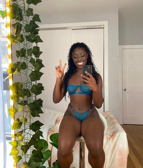 bribriann6722 model xxx archive