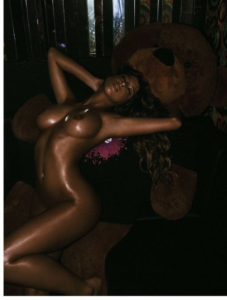 ShannonSinghof star sexy archive