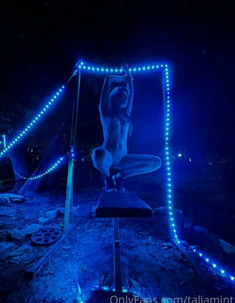 Toy Kat nudes pornstar archive