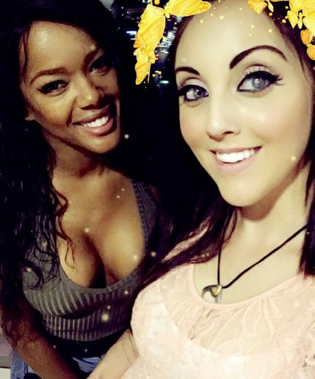 Brittany Danyelle model top pic