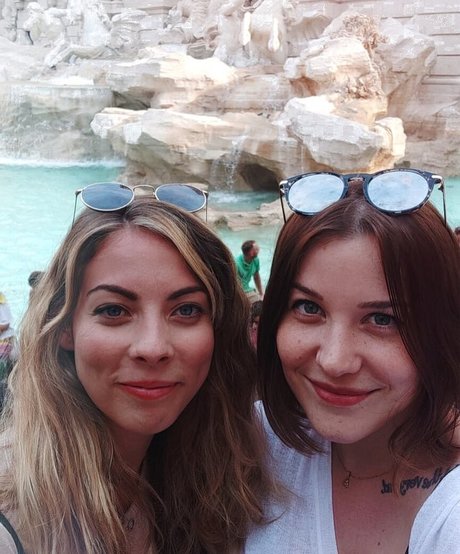 Aayley star nice picture