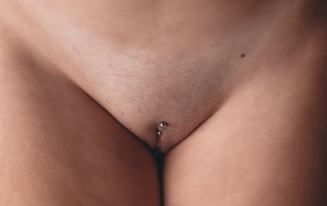 Stefany Fernandes hot model image