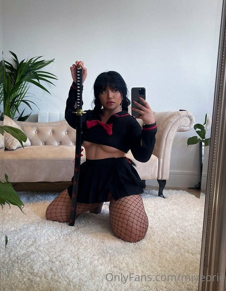 Miyeorie nude pornstar pic