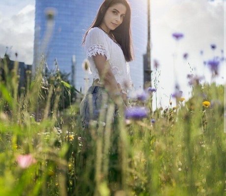 Kurolily star hot picture