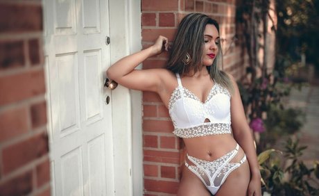 Revista Boudoir sex model pictures