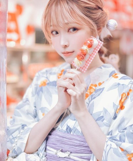 fitness body onlyfans pornographic images