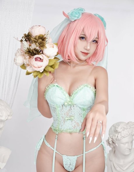 Puypuy Chan best model pics