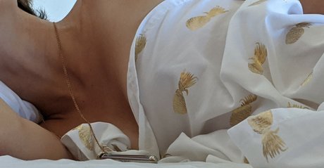 Lindsey Doe model pretty image