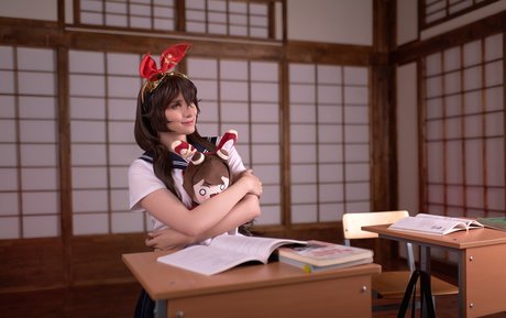 Mari Evans pretty model image