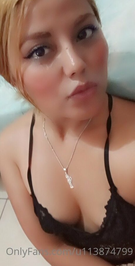 Itzel Loera nudes model picture