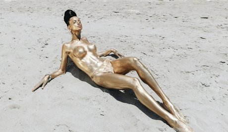 Justking model image