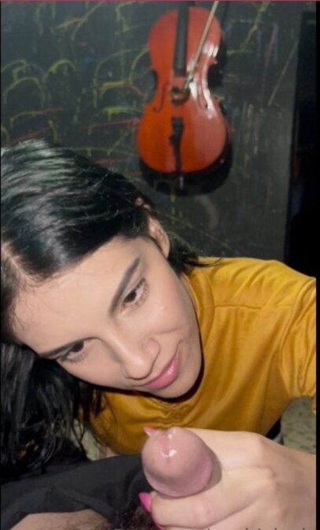 Sophia Leeh model naked images