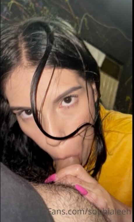 Sophia Leeh naked actress image