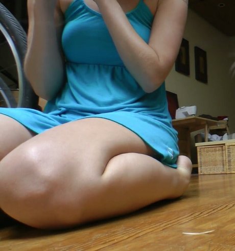 Becky Blow sexy actress galleries