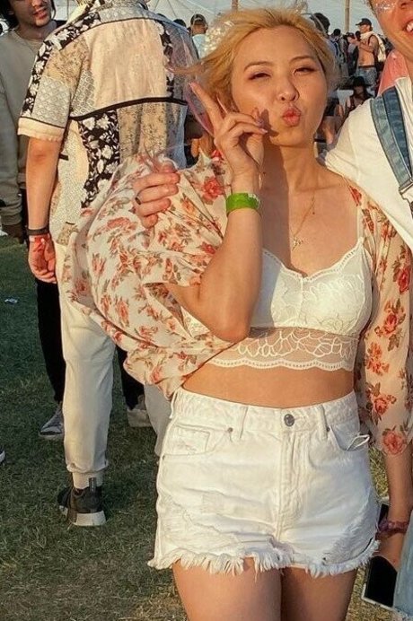 Yvonneflinetv free model galleries