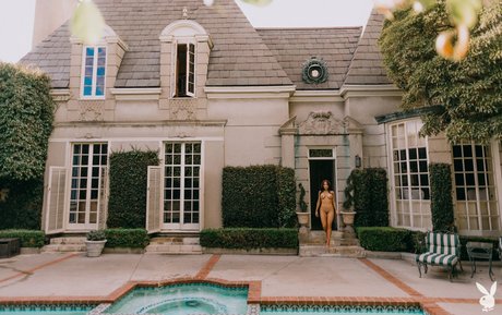 Skye Fires model pretty photo