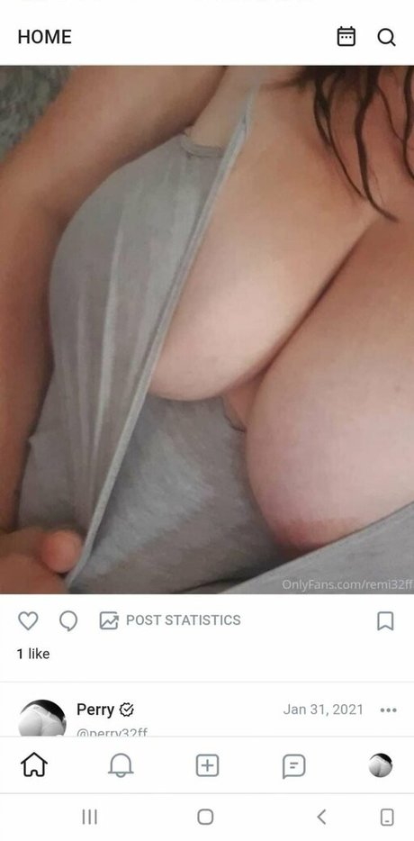 She S Selling Nudes best actress pic
